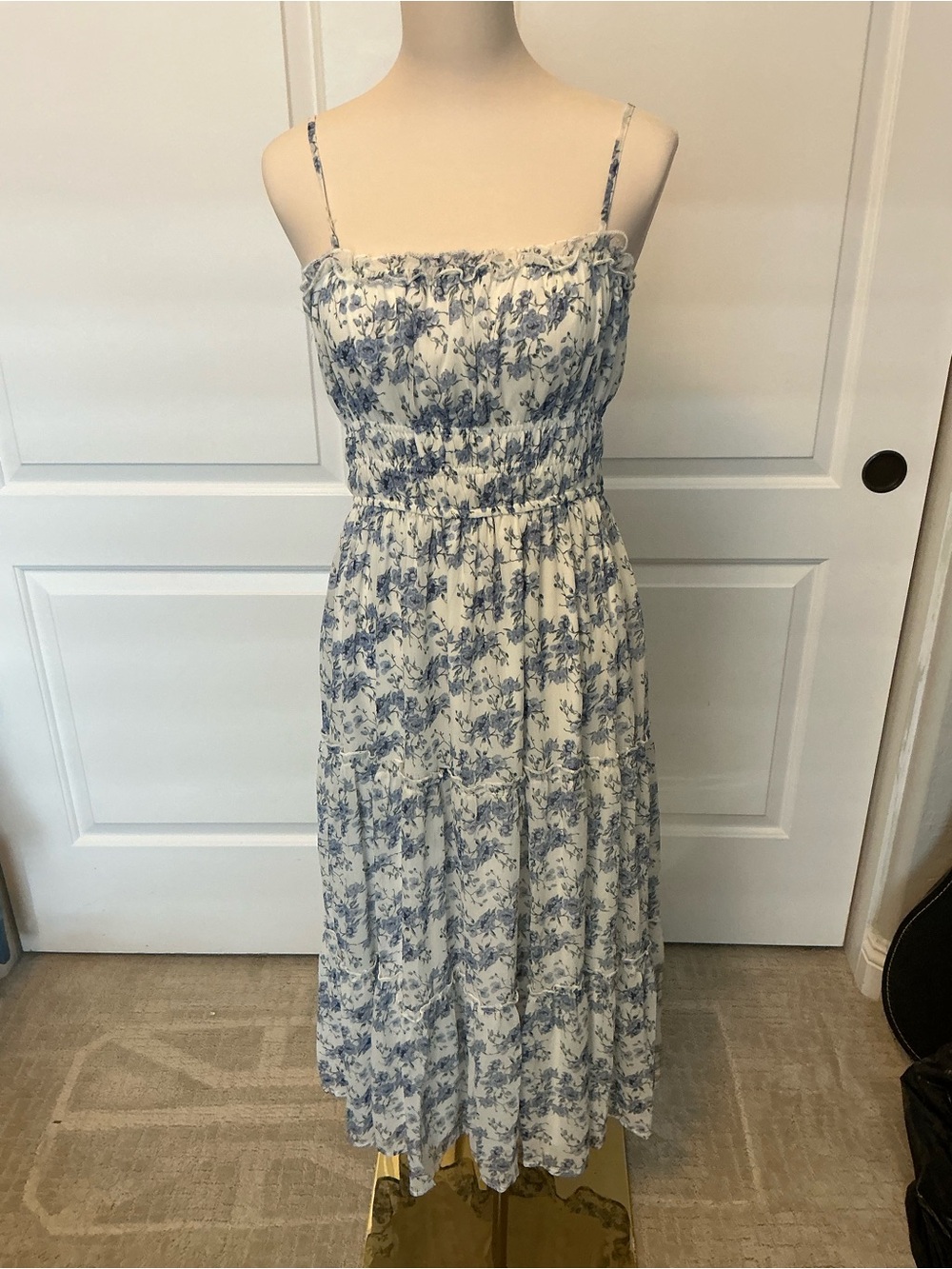 Francesca's Collections Blue & White Floral Smocked Maxi Dress